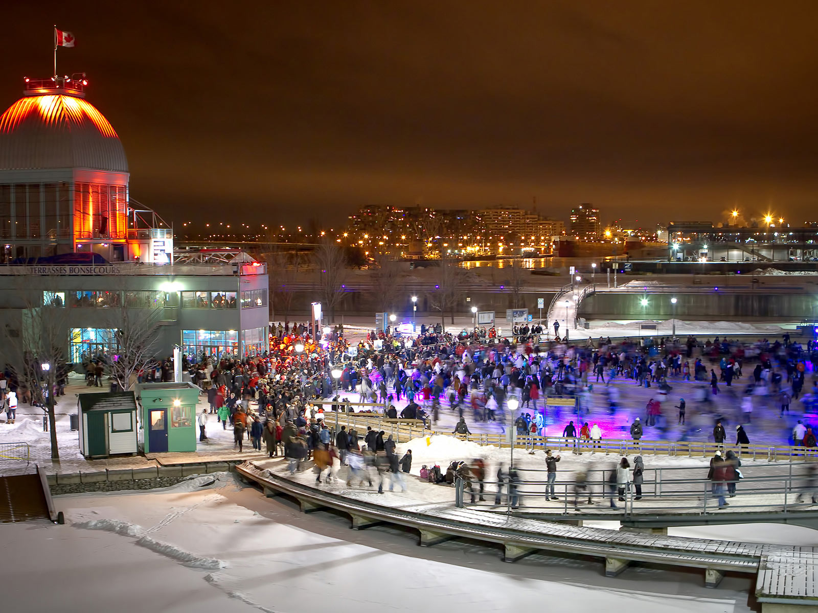 Ouverture de la patinoire du Vieux-Port de Montréal