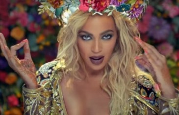 Beyoncé en vedette dans le nouveau vidéoclip de Coldplay