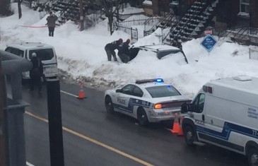 Un corps retrouvé dans un véhicule ensevelit de neige à Rosemont