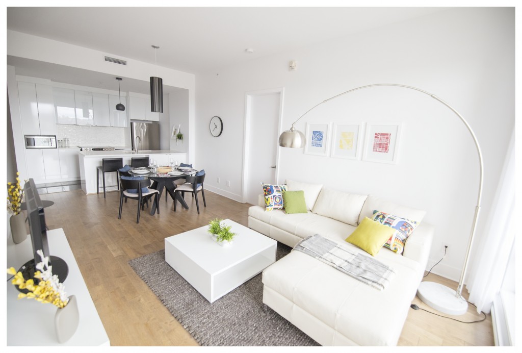 KJ_MontrealTV_Devmon_WestBury0025