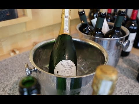 Les meilleures bulles au monde hors champagne à la SAQ | VIDÉO