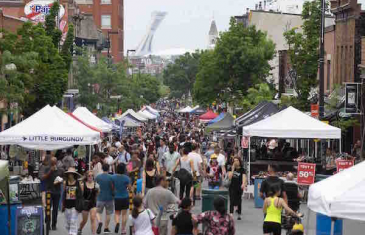 L’Avenue Mont-Royal est fermée ce week-end pour la vente trottoir