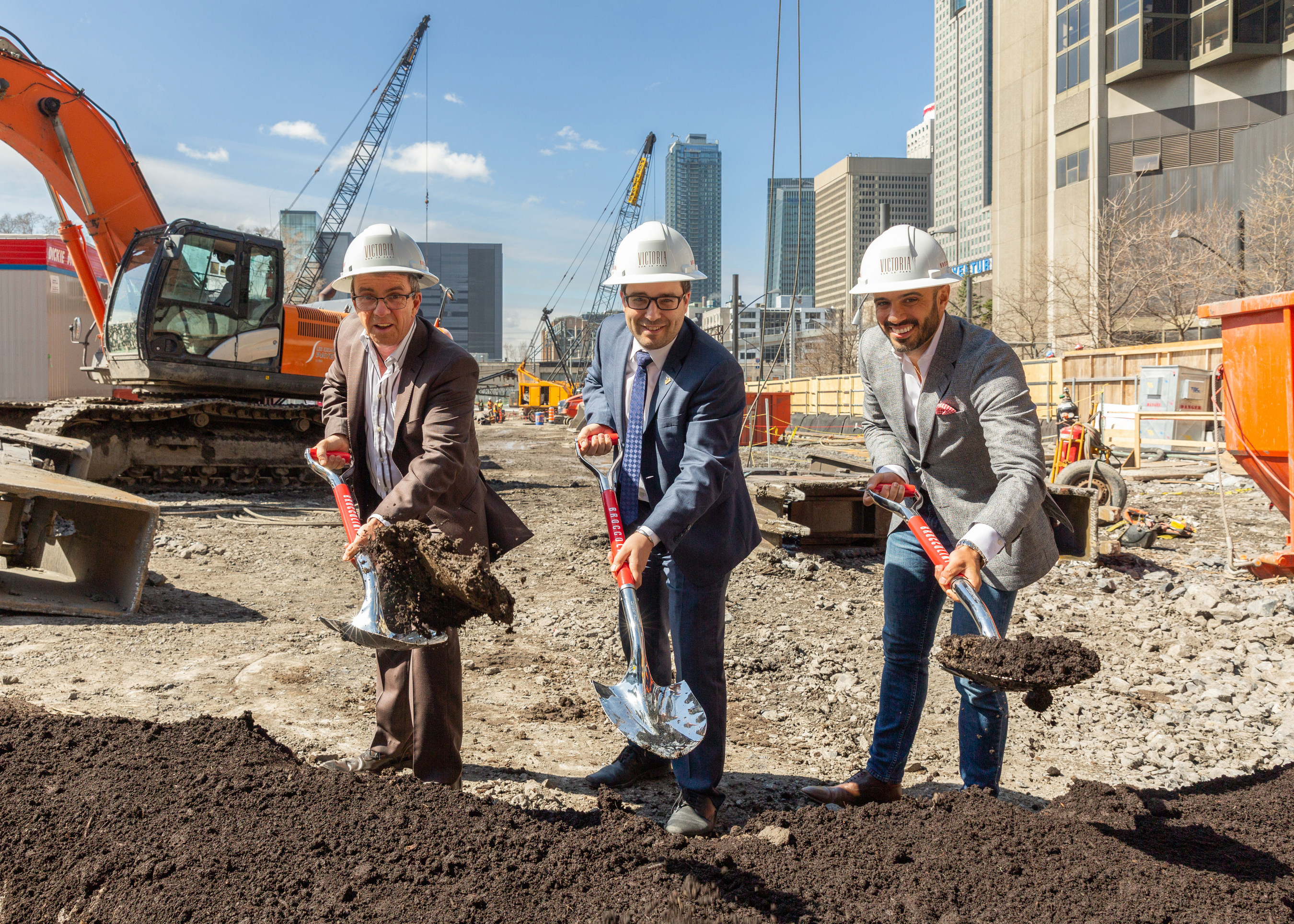 Victoria sur le Parc: la plus haute tour résidentielle à Montréal est maintenant en construction