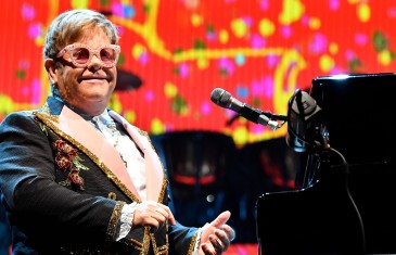 Elton John présentera deux spectacles au Centre Bell au mois d’avril