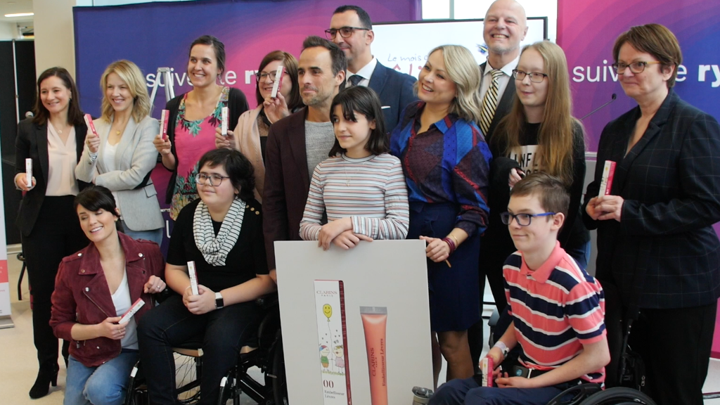 VIDÉO Le Mois des Câlins pour la Fondation du CHU SainteJustine