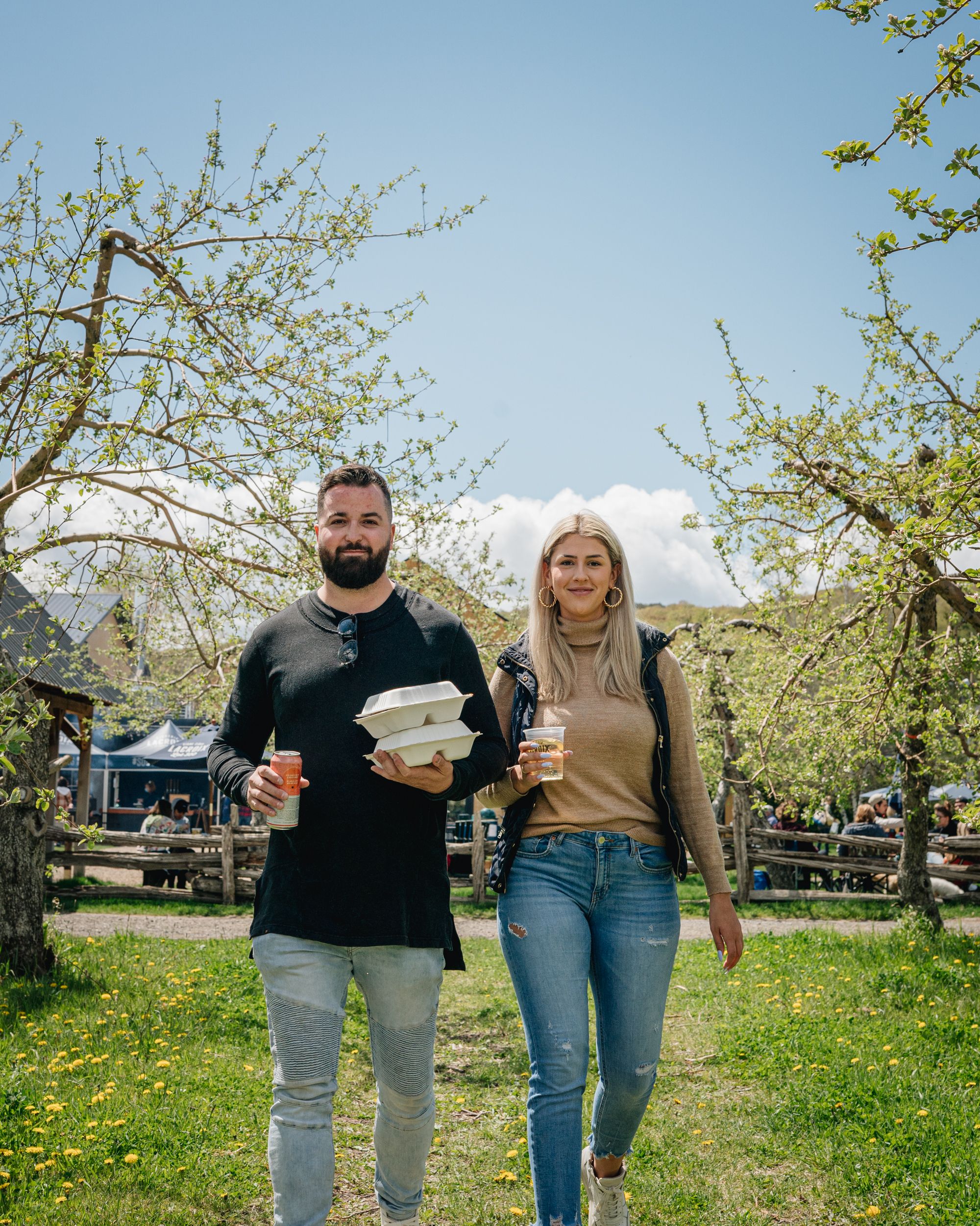 Pour une date? BBQ et pique-nique dans un verger à moins d’une heure de Montréal | Photos