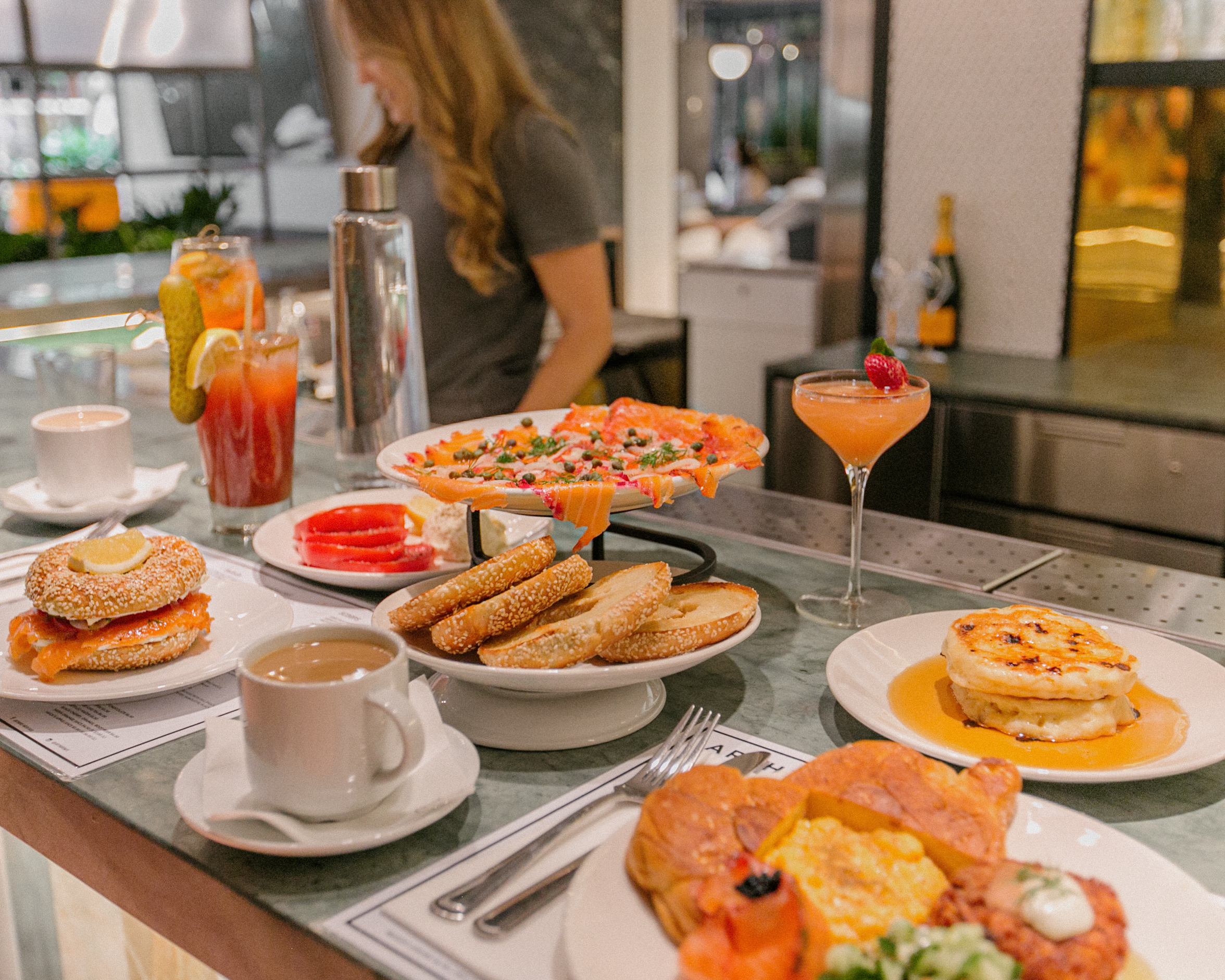 Un restaurant qui offre les meilleurs brunchs à Montréal s’installe au Cathcart au centre-ville