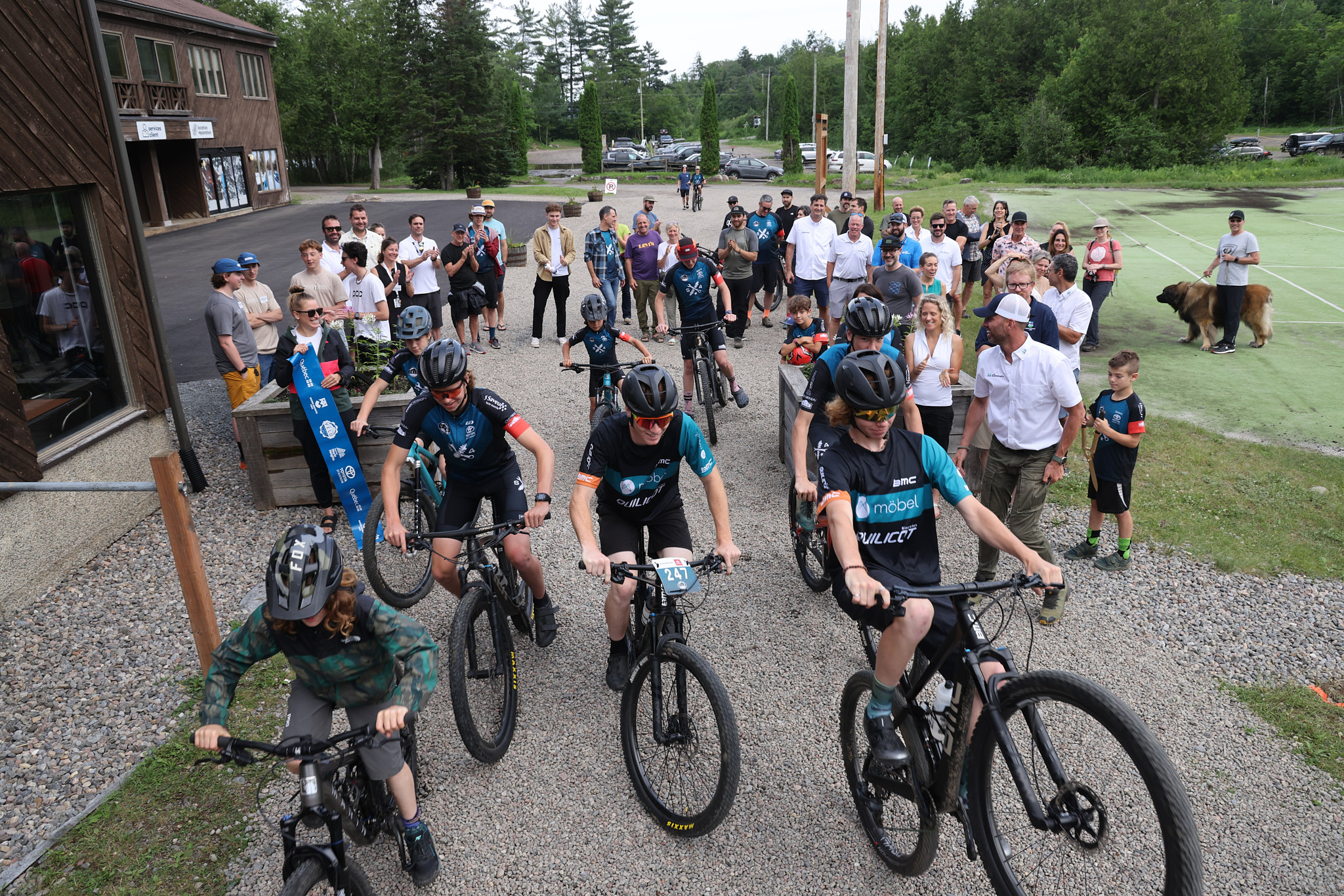 Nouveaux sentiers de vélo au Sommet Morin Heights Nouveaux sentiers de vélo au Sommet Morin Heights