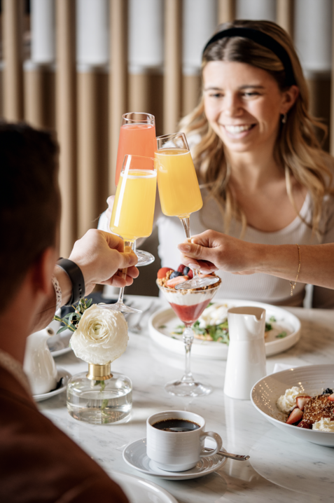 Des nouveaux brunchs festifs au restaurant Lloyd à Montréal