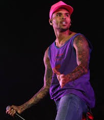 Le chanteur Chris Brown en spectacle à Montréal