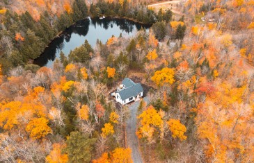 Domaine Pine Hill : projet de 500 chalets locatifs haut de gamme dans les Laurentides | Photos