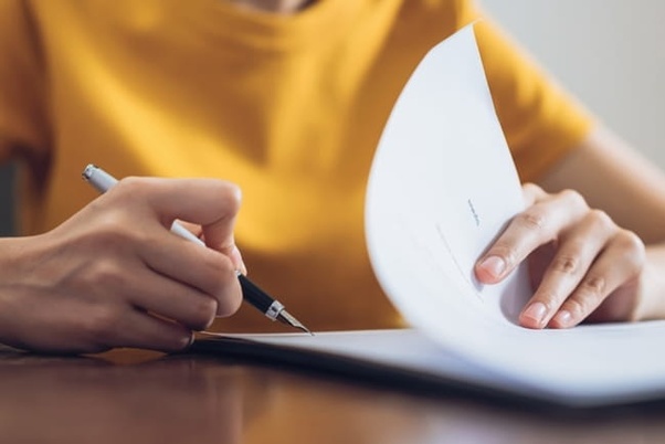 Unbiased Essaybox Reviews: Expert Insights into Quality Writing Services
