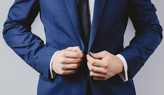 Titans de la technologie : leçons commerciales tirées des leaders de l’industrie qui établissent la norme