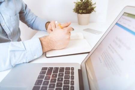 Best Essay Writing Services in Canada: Expert Reviews & Best Picks