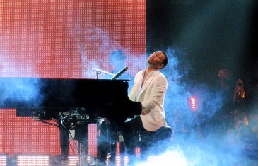 John Legend en spectacle à la Place Bell à Laval